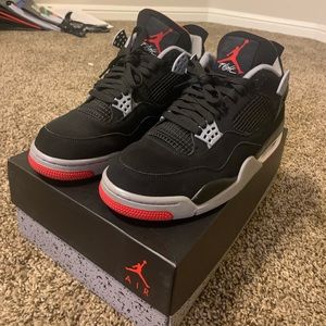 Jordan 4 Retro Bred